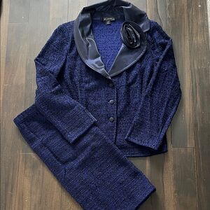 St. John Purple 2pc blazer skirt suit size 14